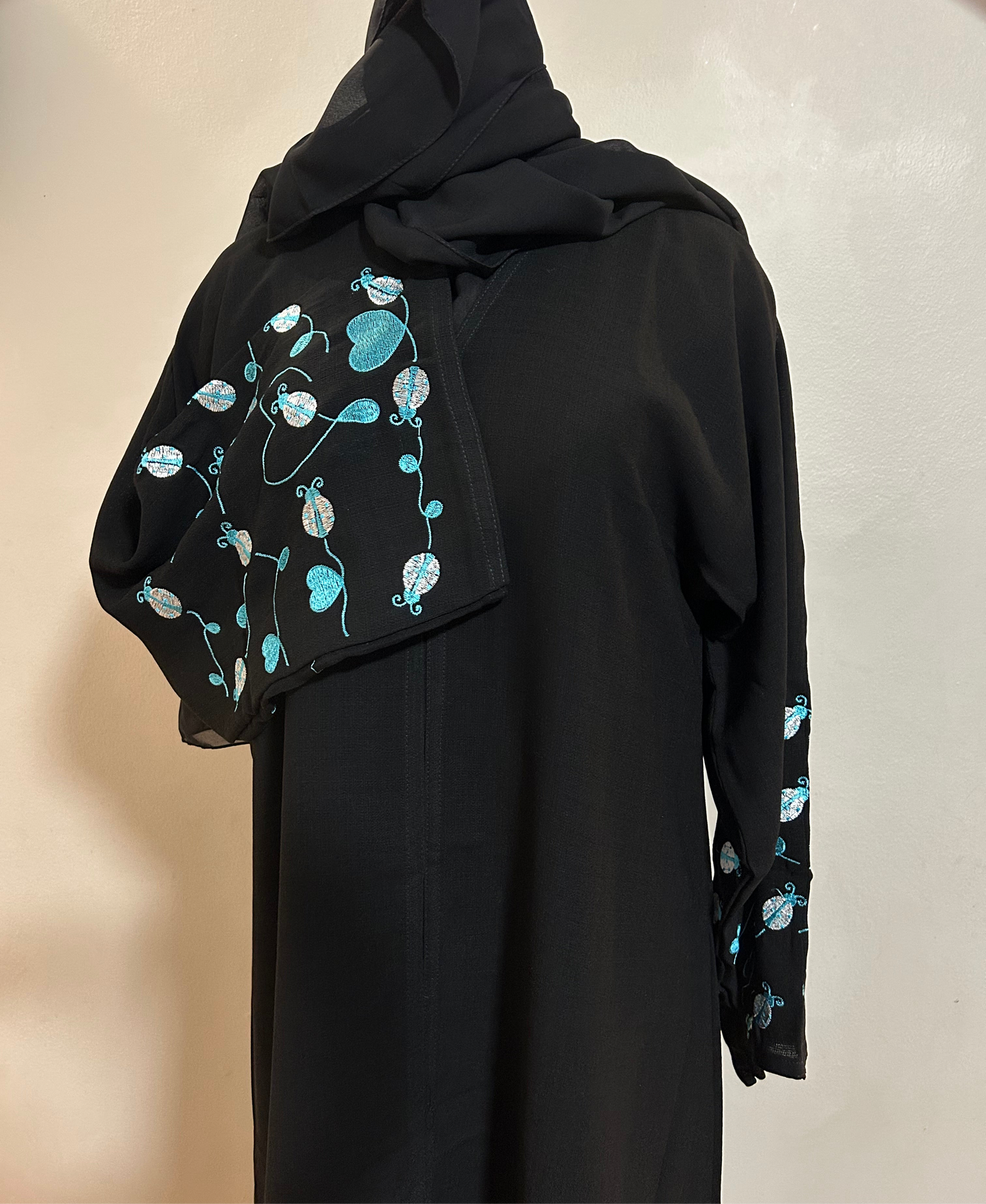 Teal lady bug abaya