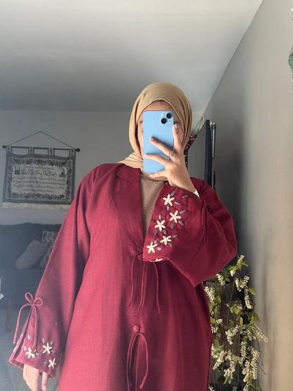 Farida in burgundy